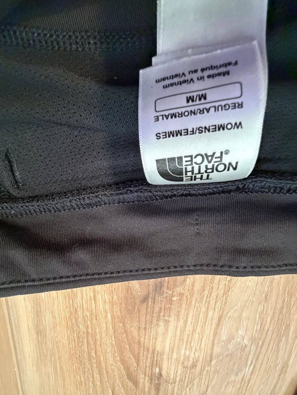 The North Face Black Capri Leggings - Picture 2 of 8